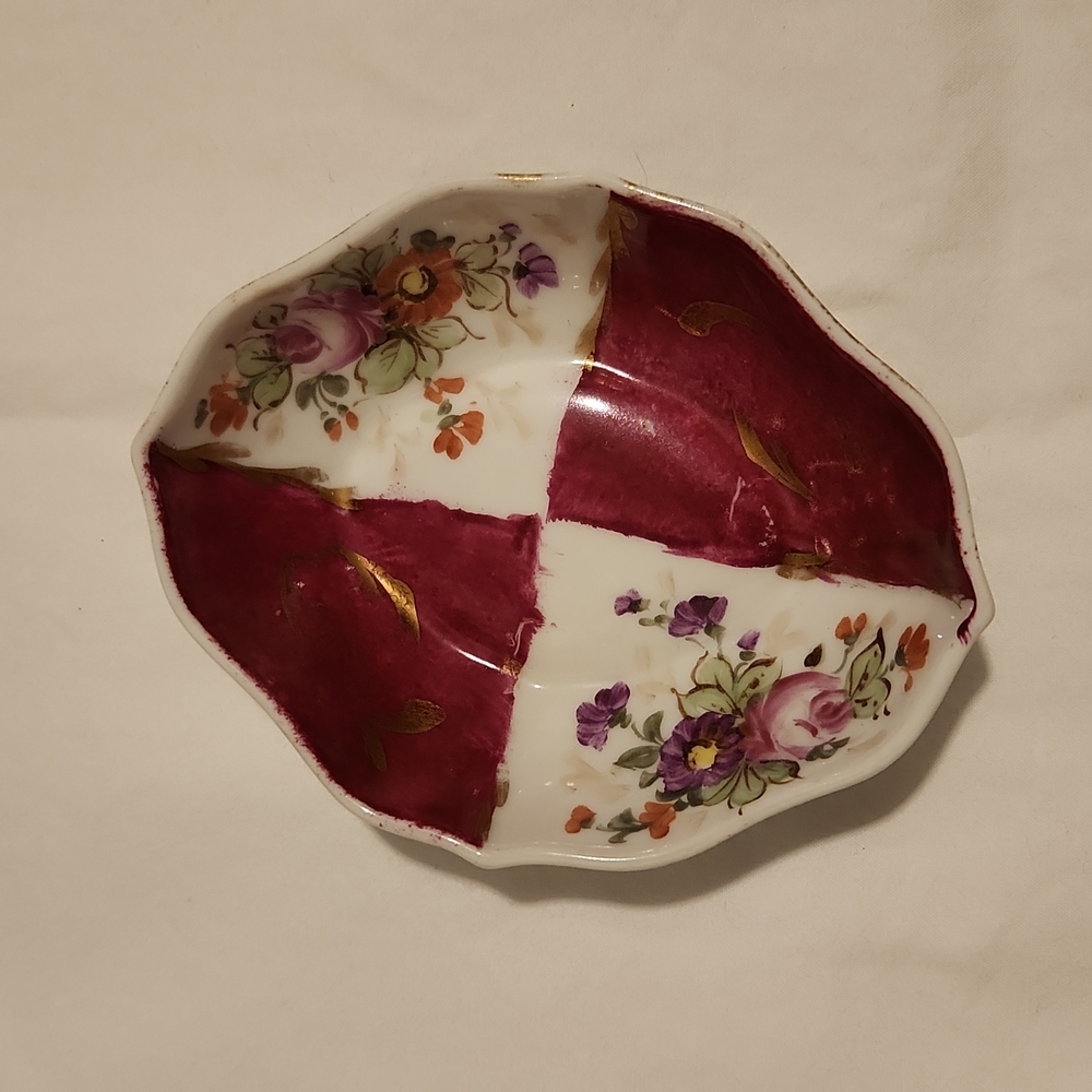 Trinket Holder